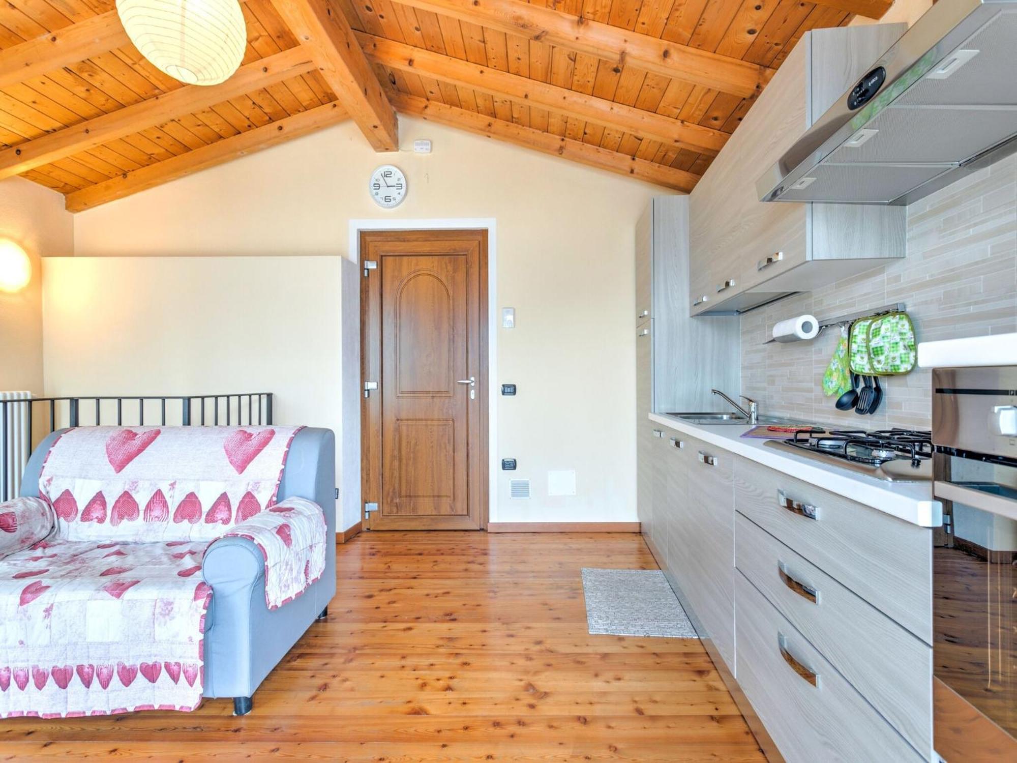 Wonderful Flat With Swimming Pool Lift And Garden Apartment Граведона Екстериор снимка
