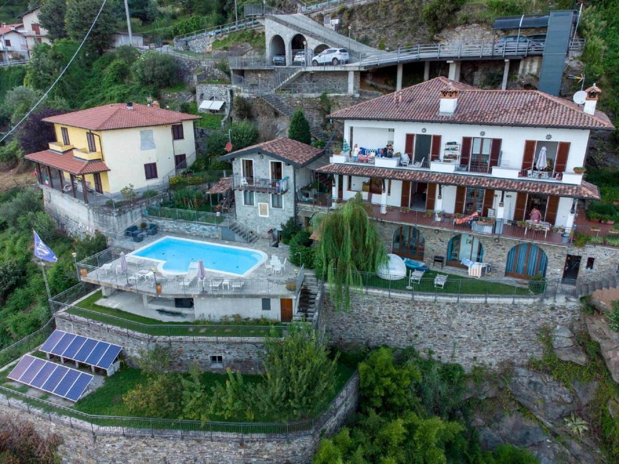 Wonderful Flat With Swimming Pool Lift And Garden Apartment Граведона Екстериор снимка